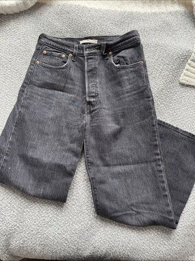 Levi’s Ribcage Straight Ankle Dark Wash